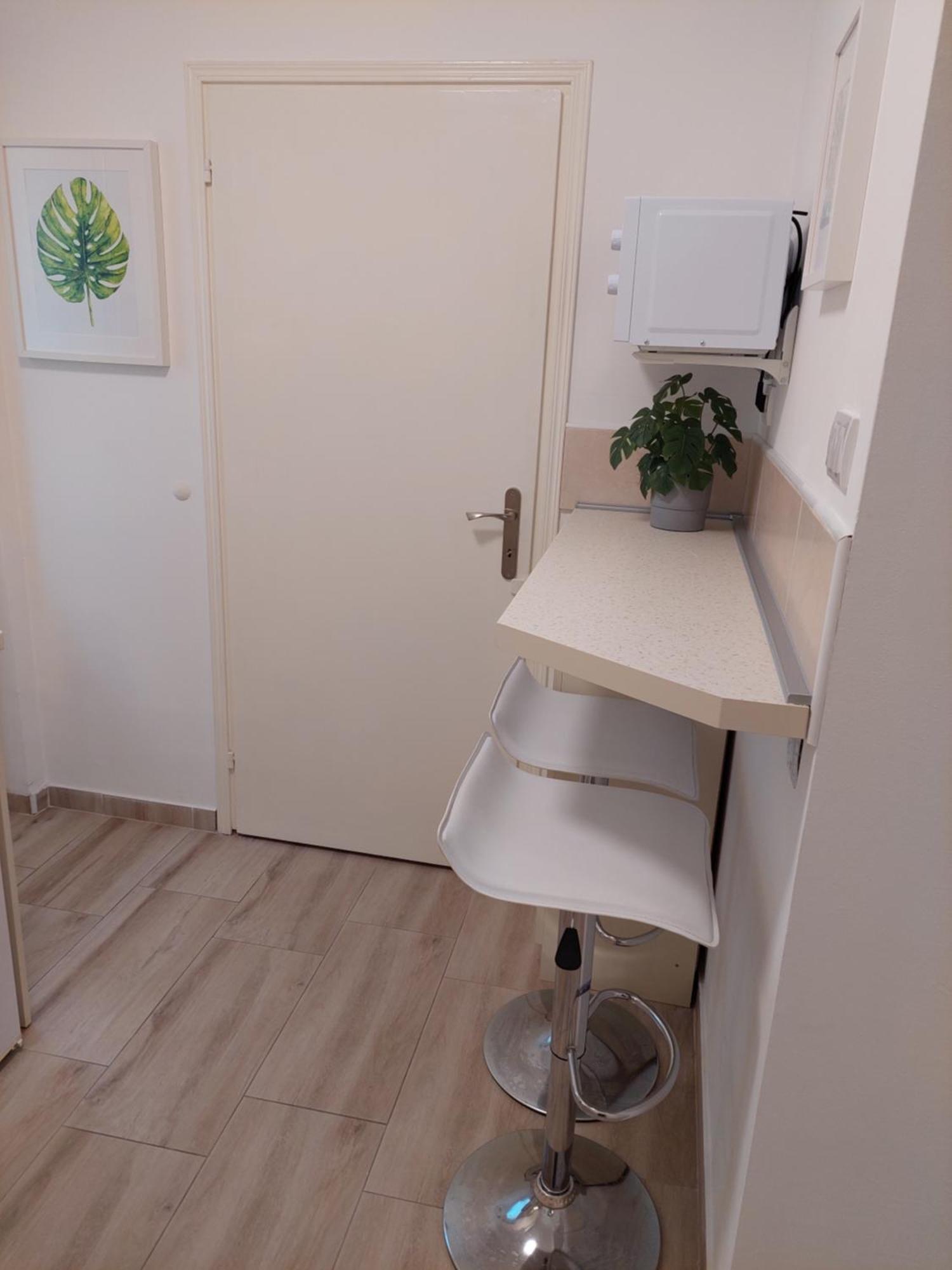 Street Apartment 苏博蒂察 外观 照片